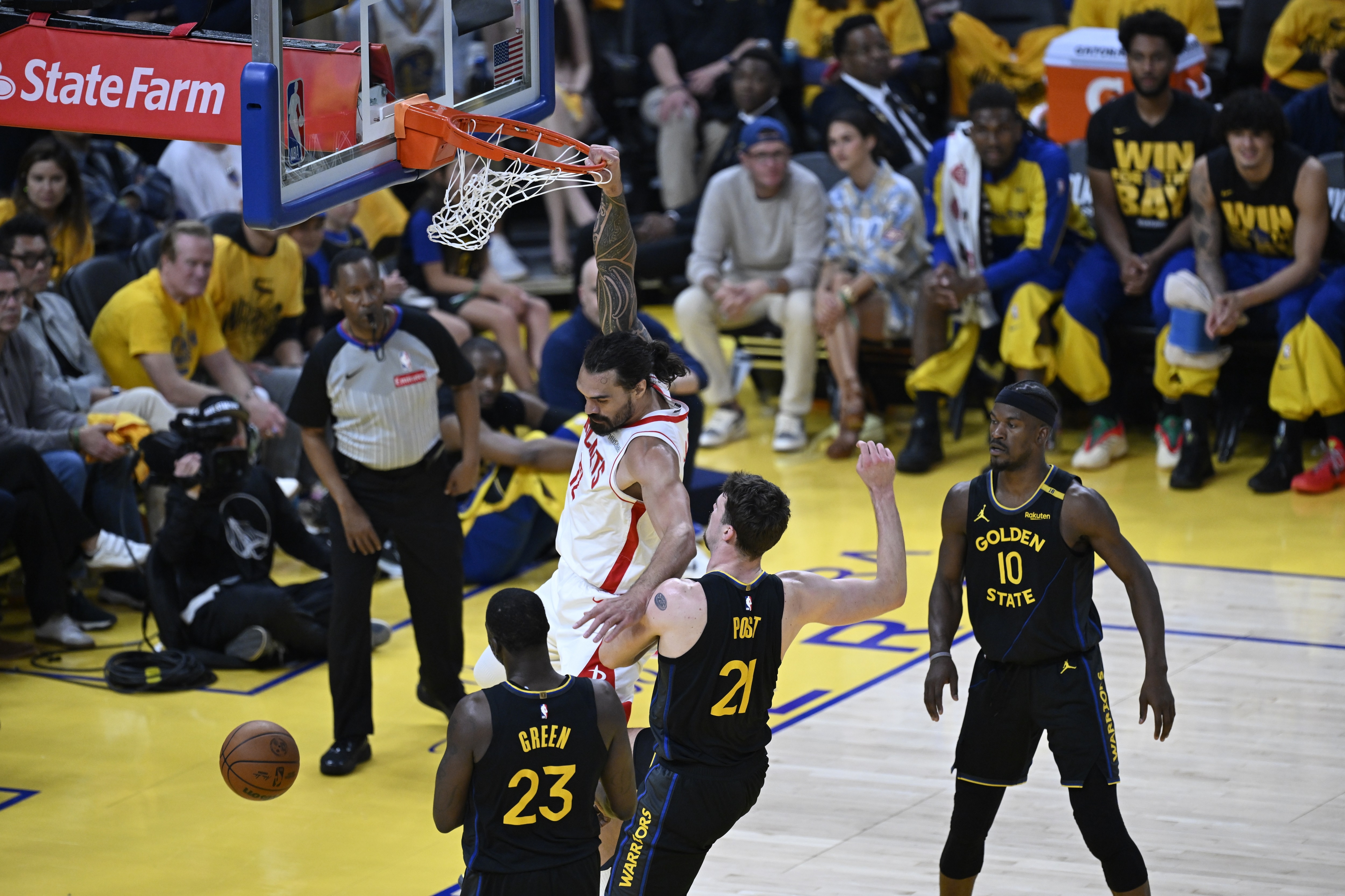 包含赛地聚焦:NBA季后赛赛后热度飙升,阿森纳绝杀压哨,底气十足,控场能力受关注的词条-开云体育官网